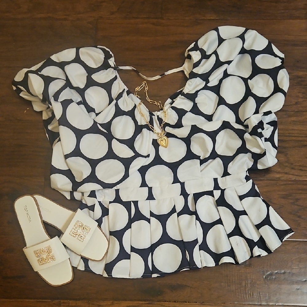 Polka Dot Puff Sleeve Top